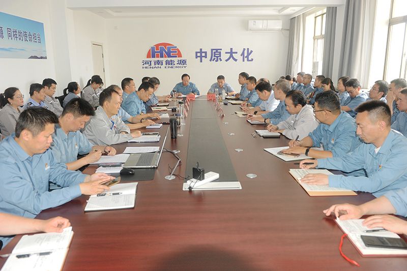濮阳园区召开深入贯彻中央八项规定精神学习教育警示教育会暨群众身边不正之风和腐败问题集中整治工作推进会